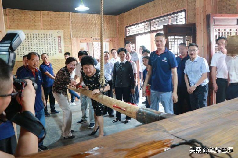 万源富硒茶代言人是哪个（万源富硒茶多少钱一斤）-硒宝网