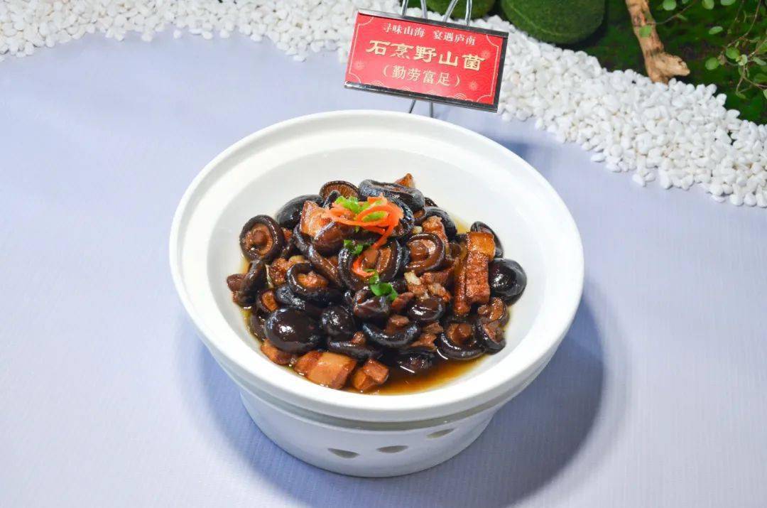 富硒大米为什么是黄黄的(富硒大米中的硒指的是什么)-硒宝网