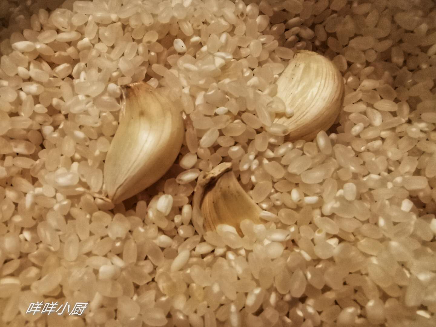 富硒大米生虫了还能吃吗（大米虫还能吃富硒生米吗）-硒宝网