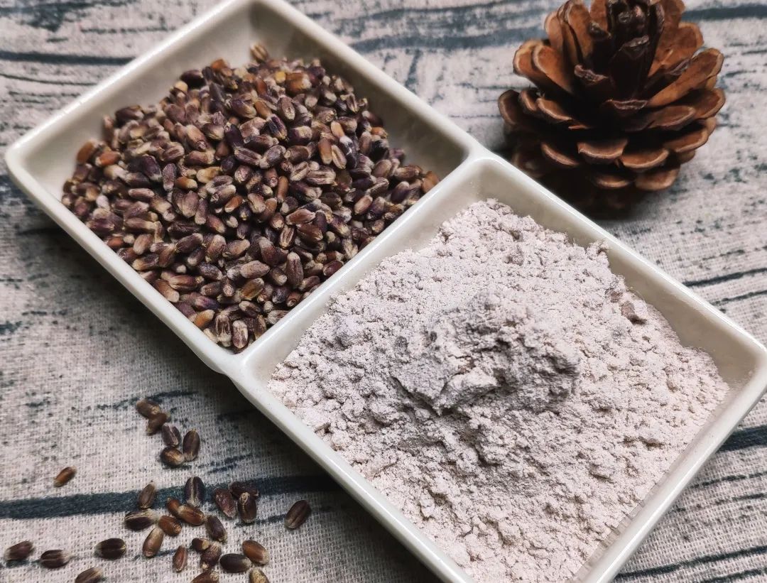 富硒黑小麦面粉营养价值(小麦面粉的功效与副作用)-硒宝网