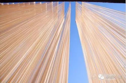 石磨富硒黑全麦面粉做法（石磨黑麦粉的食用方法）-硒宝网