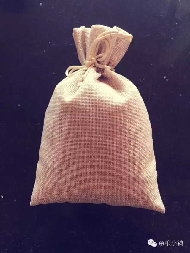 石磨富硒黑全麦面粉做法(石磨富硒黑小麦面粉)-硒宝网