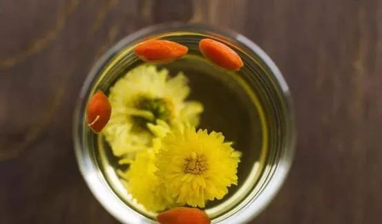 吃硒产品为什么大便发黑(硒大便黑色)-硒宝网