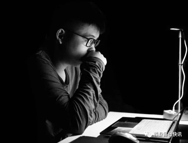 吃硒产品为什么大便发黑(大便发黑吃什么食物好)-硒宝网