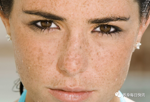 吃硒产品为什么大便发黑(大便发黑吃什么食物好)-硒宝网