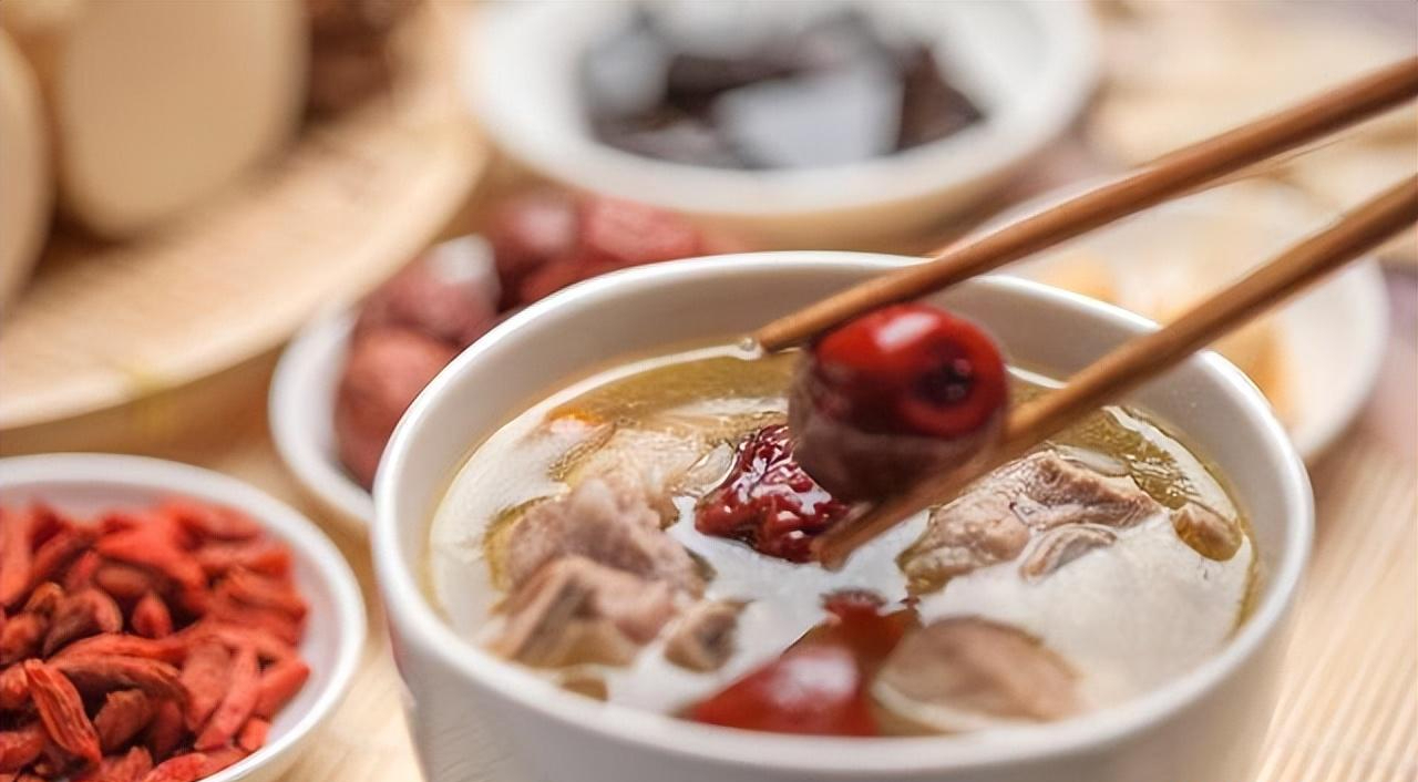 有贫血的人吃硒产品好吗(硒对贫血有效)-硒宝网