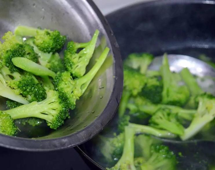 哪款硒产品好吸收一点呢(如何补硒d.吃高吉星蛋白硒好)-硒宝网