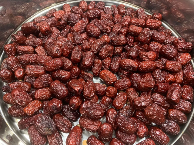 硒维康能喝中药一起吃吗(吃中药时能不能吃硒片和维生素)-硒宝网