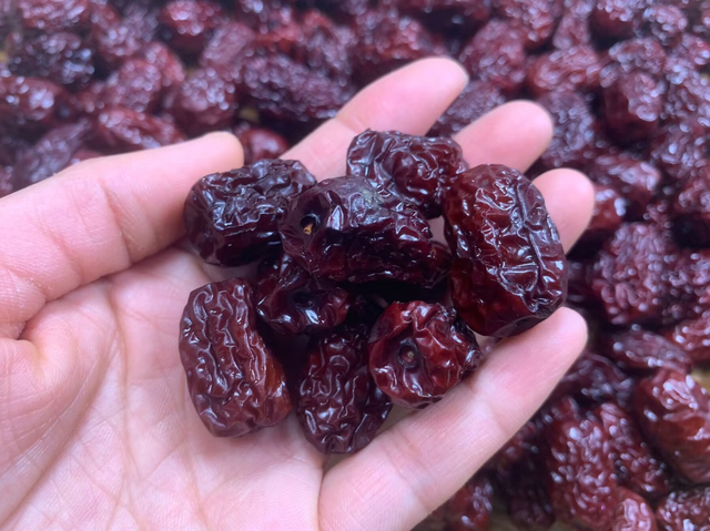 硒维康能喝中药一起吃吗(吃中药时能不能吃硒片和维生素)-硒宝网