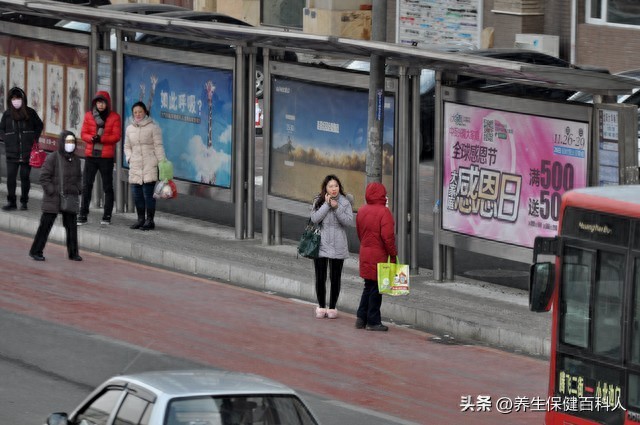 甲亢吃了锌硒宝片有事么(口服锌硒宝片)-硒宝网