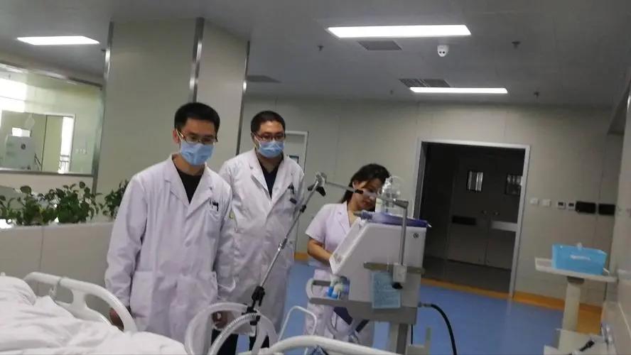 慢性肾病能不能吃锌硒宝(肾虚可以吃锌硒宝吗)-硒宝网