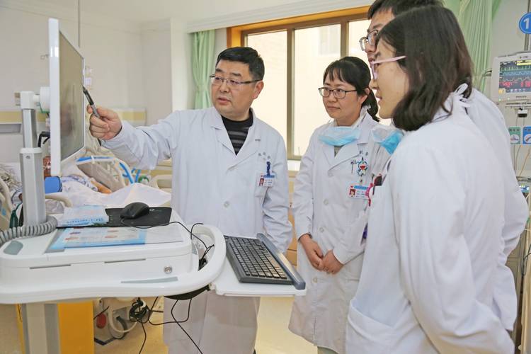 老年人吃锌硒宝有好处吗(锌硒片老人可以长期吃吗)-硒宝网