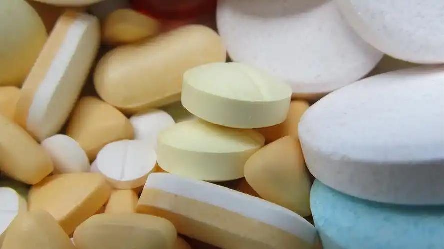 锌硒宝能与钙片一起吃吗(锌硒宝可以和钙片一起吃吗)-硒宝网