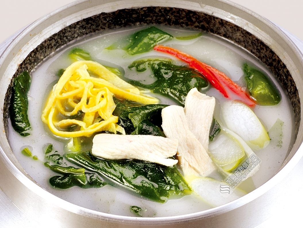 叶酸跟锌硒宝能一起吃吗（叶酸能和锌硒片一起吃吗）-硒宝网