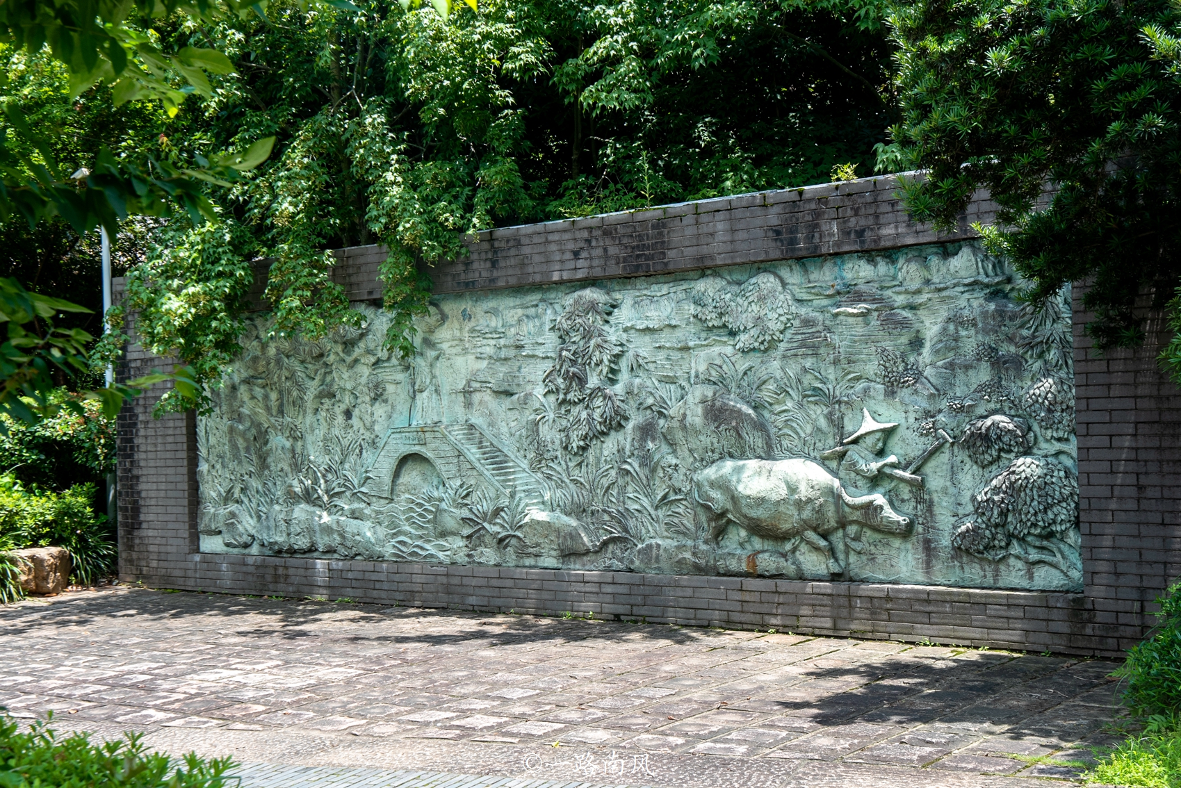 宜春富硒水是真的吗（宜春富硒水是什么颜色的水）-硒宝网