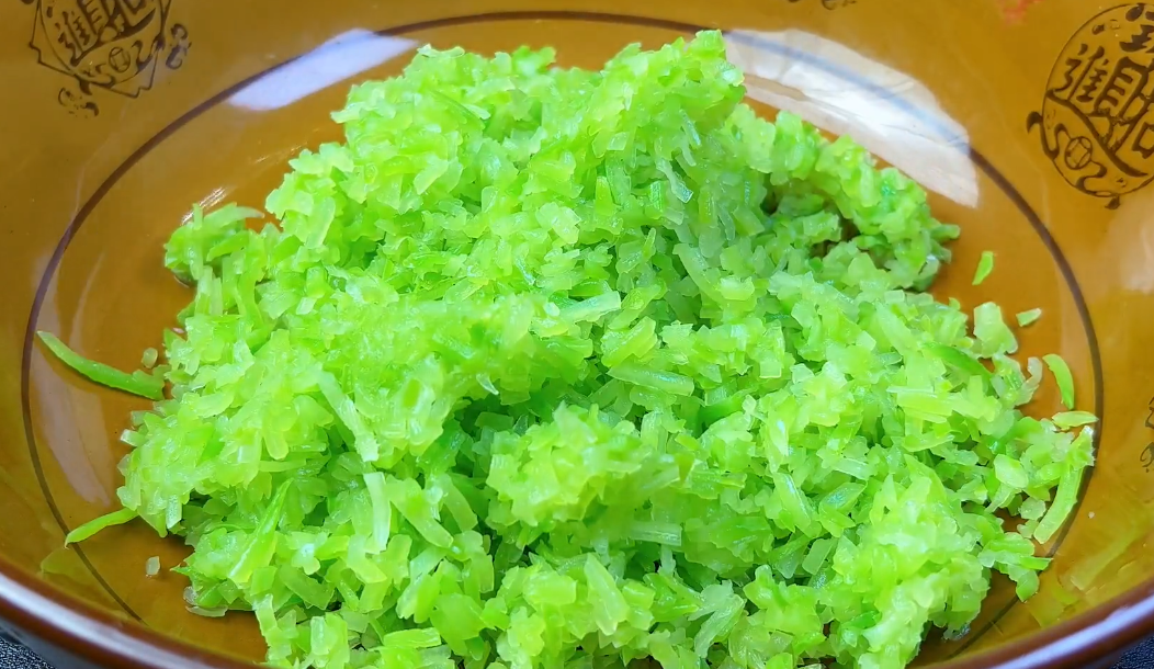 怎样补充硒元素(补充硒元素吃什么食物)-硒宝网