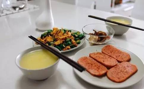 一天补多少硒（补硒每天补多少合适）-硒宝网