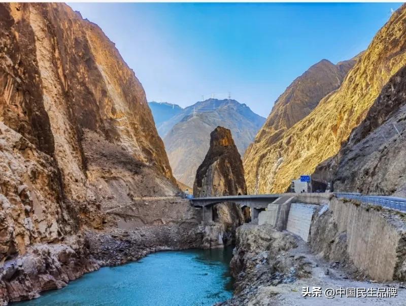 富硒贡茶价格(胡氏荣茶产业园精准扶贫)-硒宝网