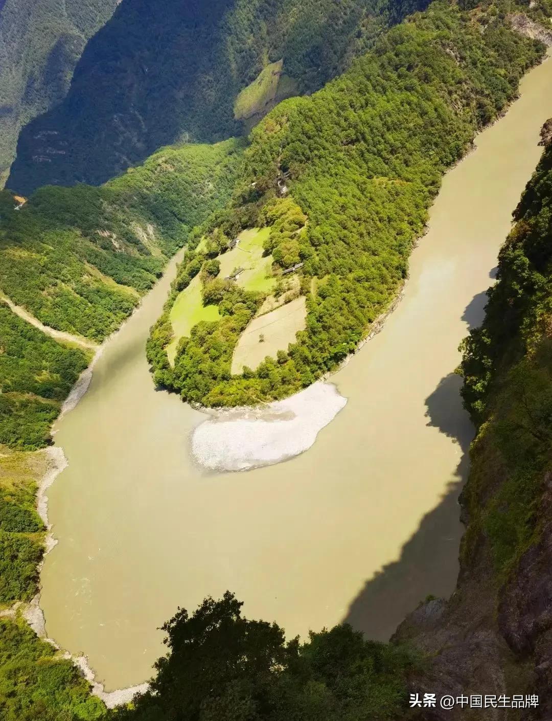 富硒贡茶价格(胡氏荣茶产业园精准扶贫)-硒宝网