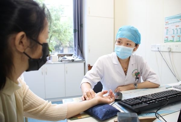 女性补硒元素(长期缺硒对身体的影响)-硒宝网