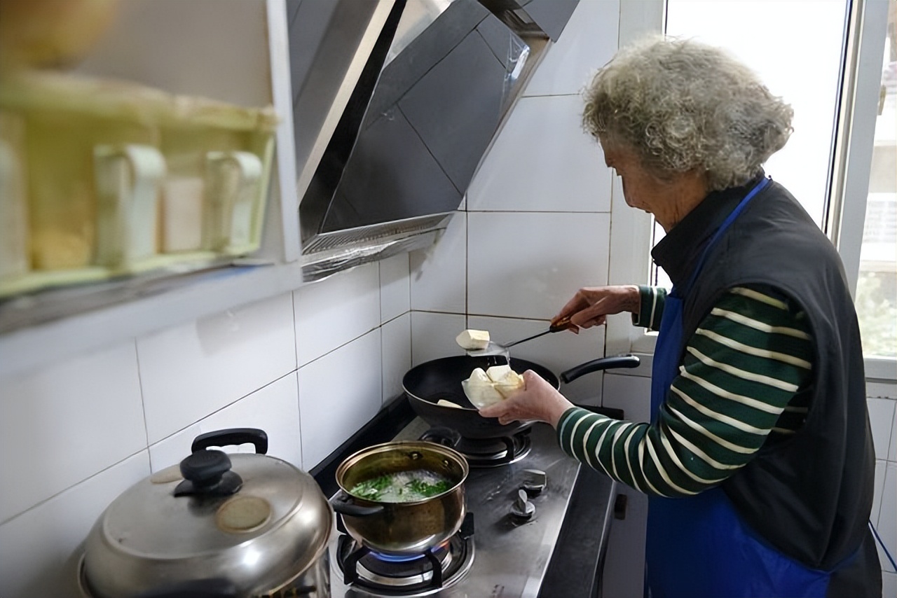 哪种蘑菇补硒（五谷粗粮?；豕卟枰恫刮?硒宝网