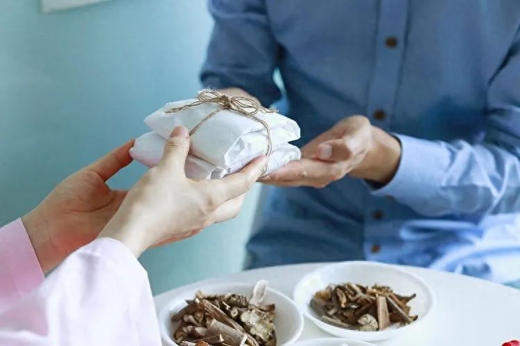 中药期间补硒(长期中药服用不良反应)-硒宝网