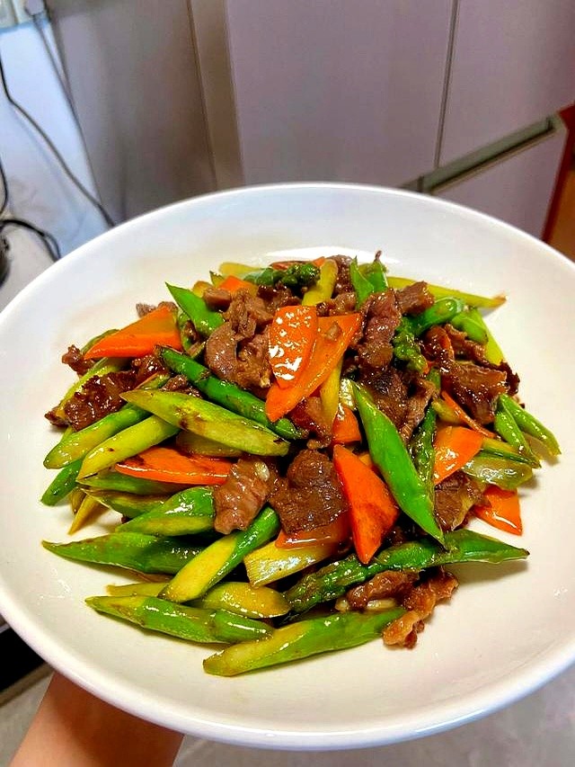 老人怎样补硒（68岁大叔芦笋养生法）-硒宝网