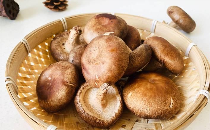 甲亢突然补硒(西红柿富硒蔬菜真相)-硒宝网