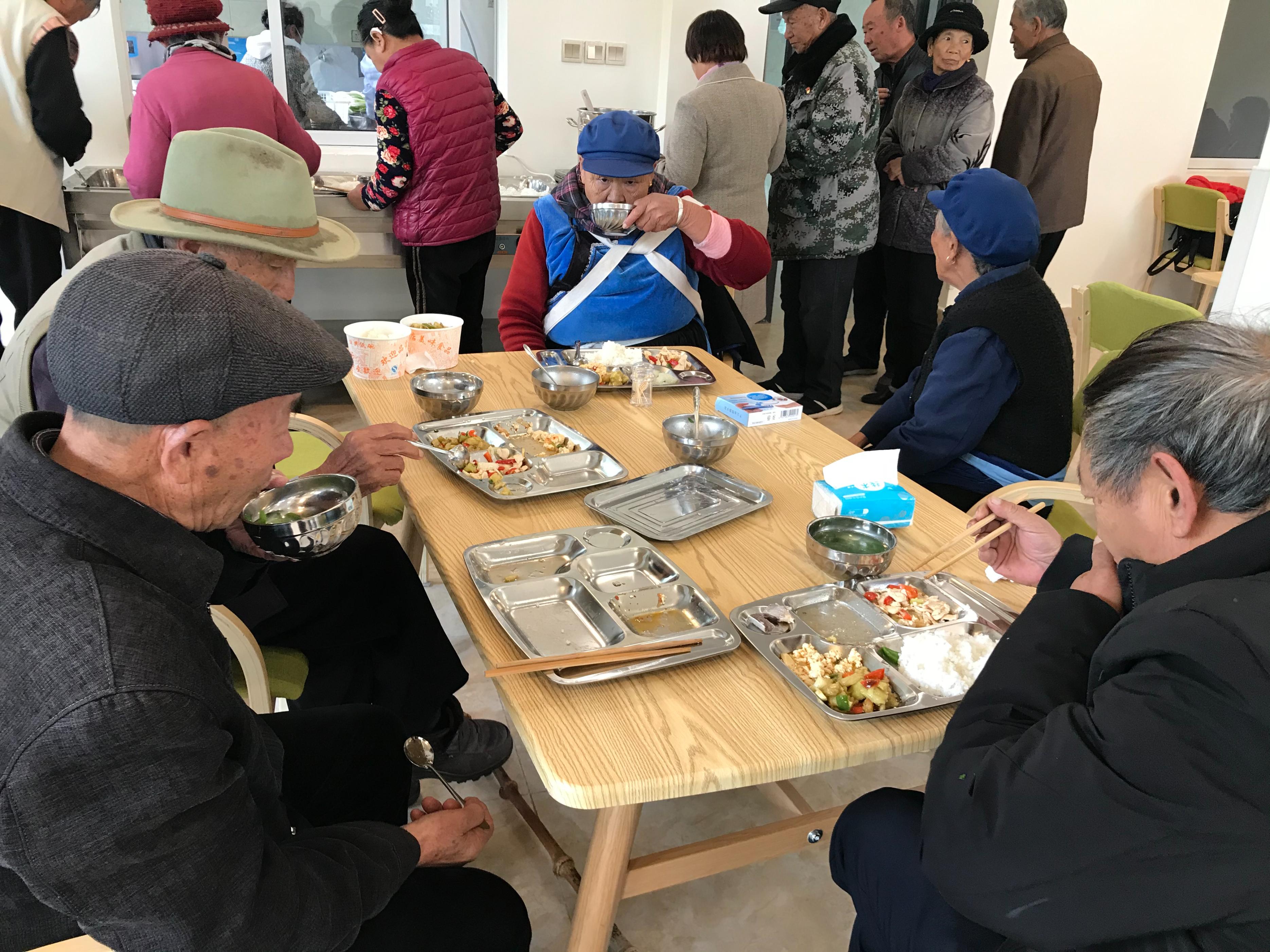 补硒长寿元素（ 老年人补硒食物推荐 ）-硒宝网