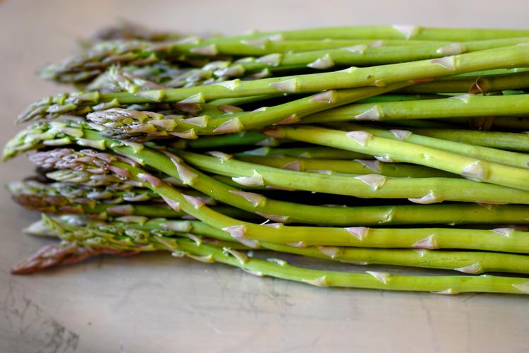 老人如何补硒(芦笋硒含量)-硒宝网