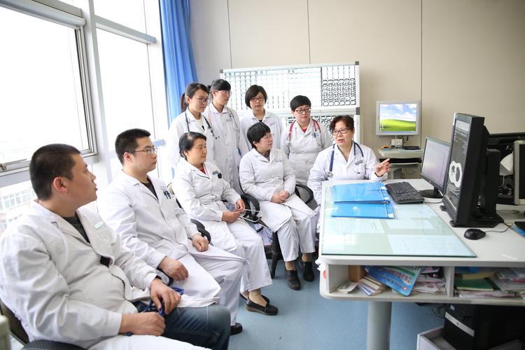 老人如何补硒(补硒对老年人肝脏改善作用)-硒宝网