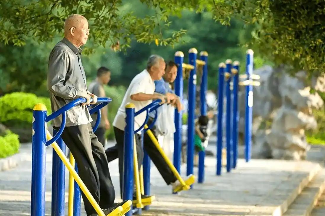 补硒正常反应(硒对老年人免疫力提升作用)-硒宝网