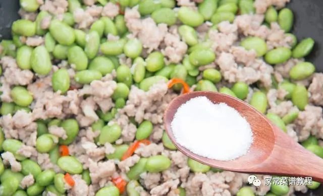 吃螃蟹能补硒（补硒猛将强免疫）-硒宝网