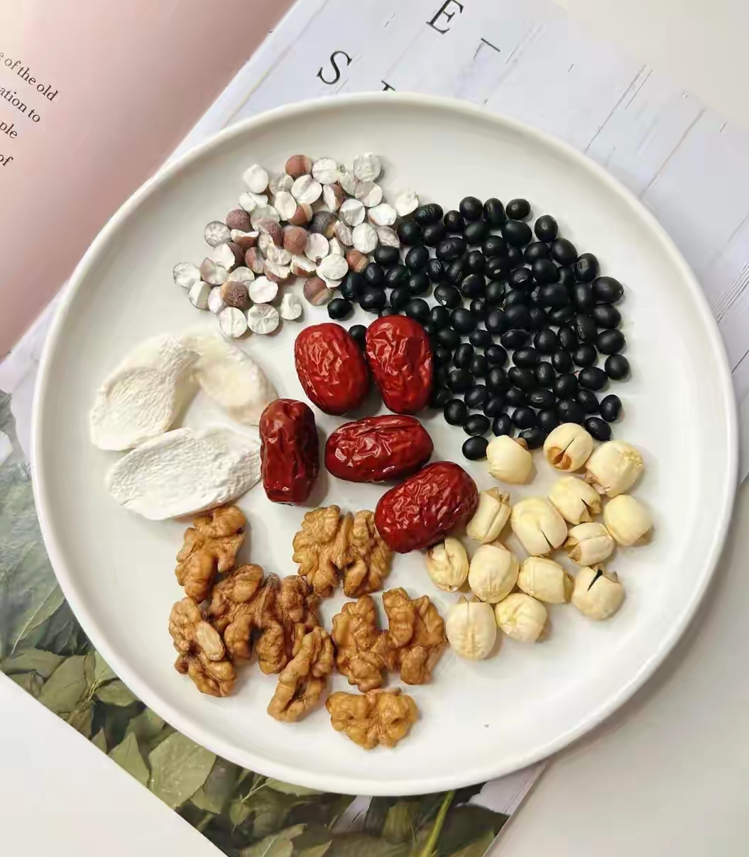 人吃什么补硒（莲子百合汤补硒）-硒宝网