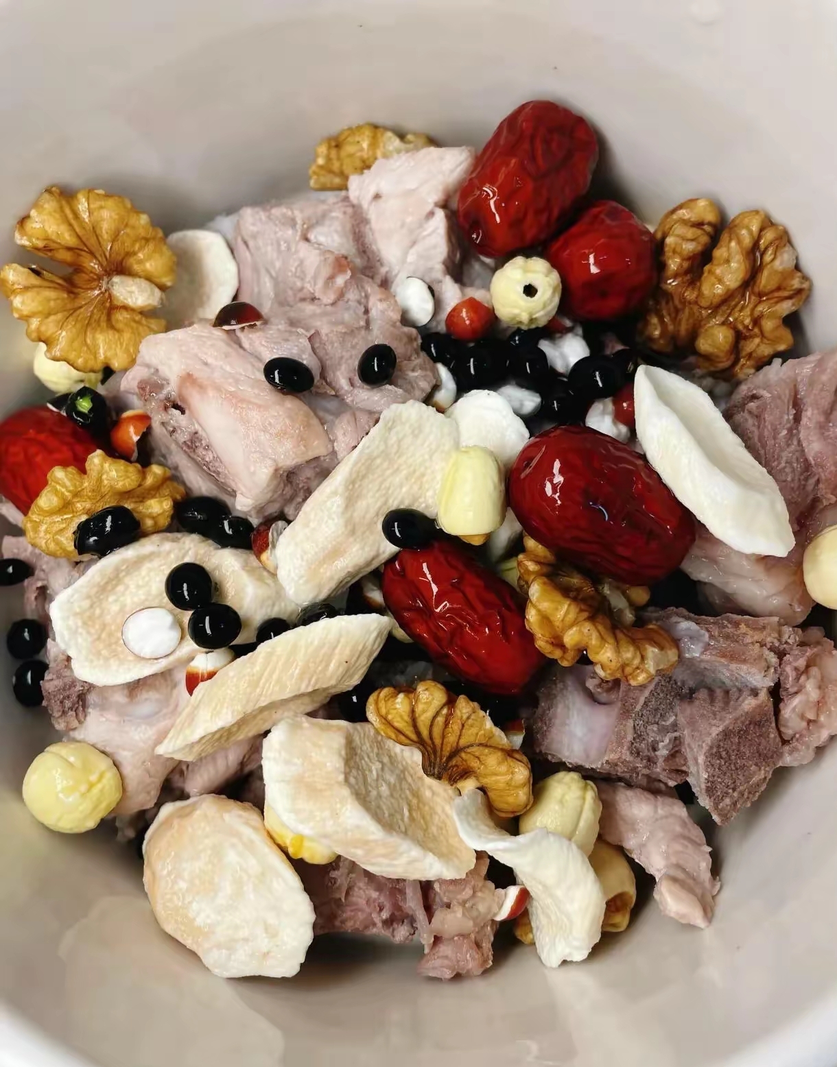 人吃什么补硒（莲子百合汤补硒）-硒宝网