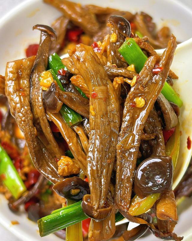 狗需要补硒吗(魔芋鹿茸菇山药硒含量)-硒宝网